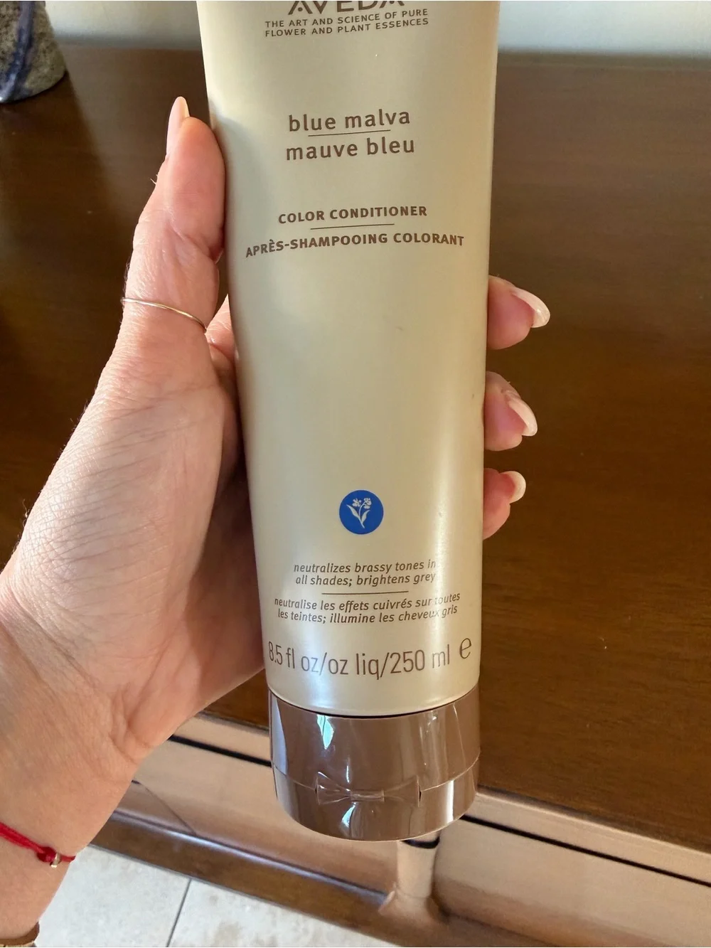 New Aveda BLUE MALVA COLOR CONDITIONER FOR SILVER AND BLONDE TONES - Picture 2 of 6